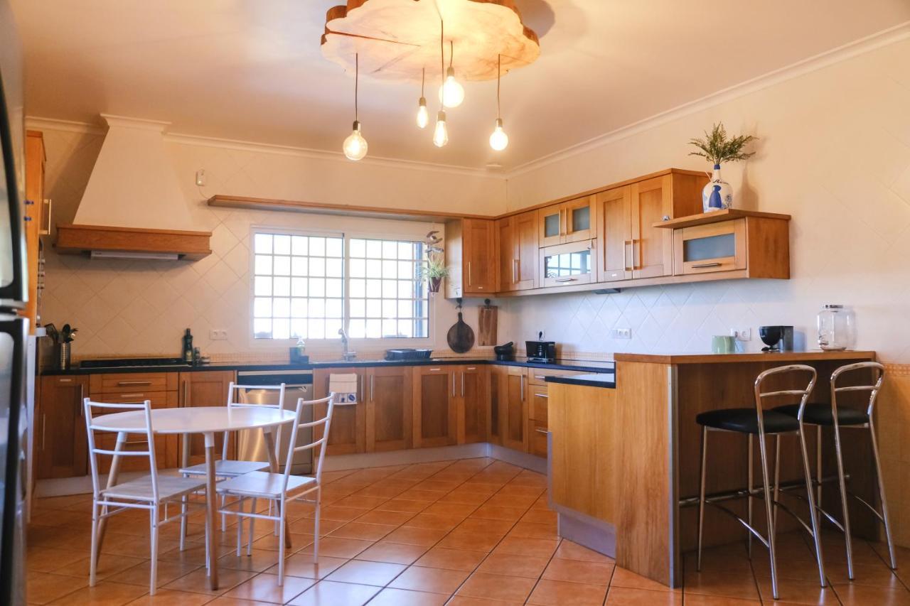 Lava Acores Coliving & Coworking ฮิเบย์รา กรันเจ ภายนอก รูปภาพ